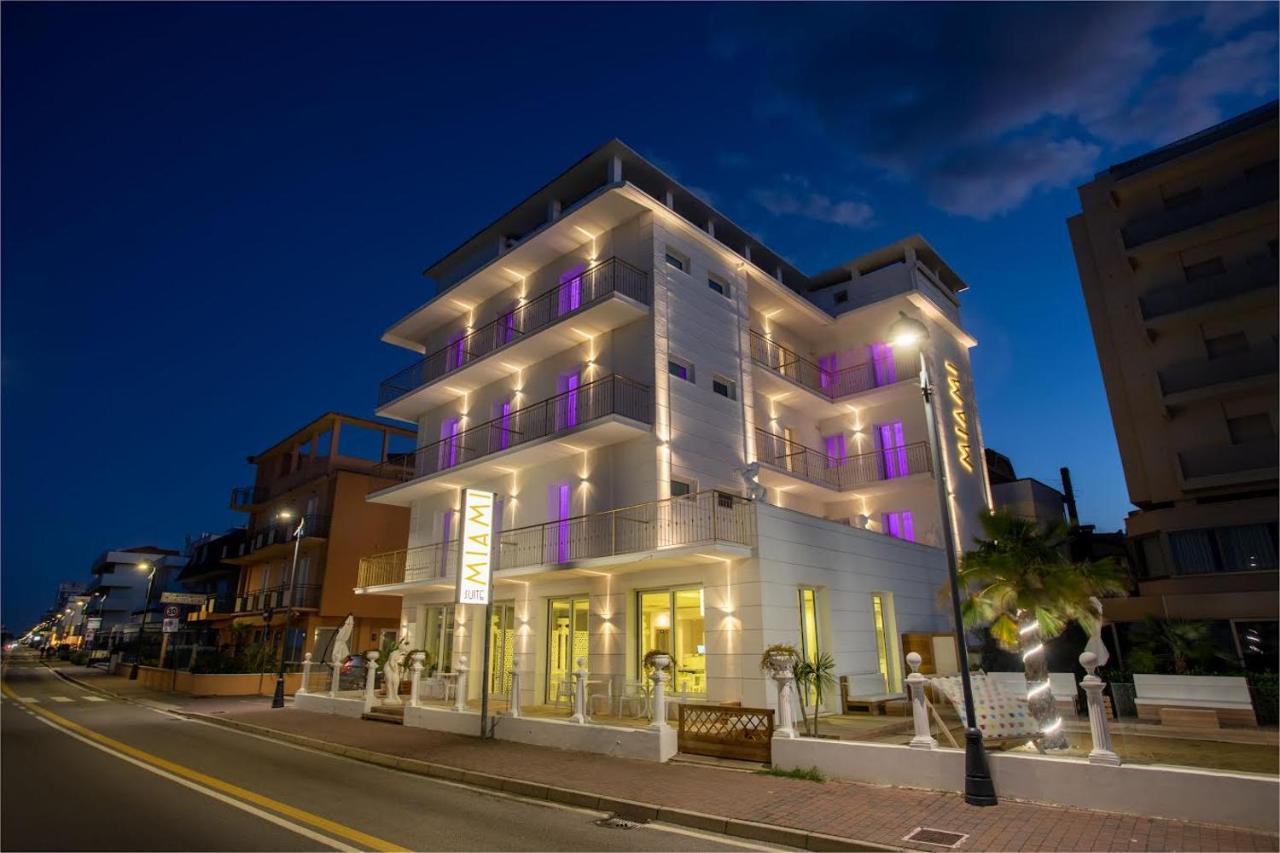 Miami Suite Hotel 贝拉里亚-伊贾马里纳 外观 照片